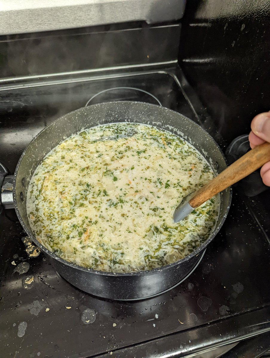 AiviusFA's tweet photo. I have finally made a god tier soup. Creamy Chicken and Wild Rice soup. Not exactly like Panera's, but probably way healthier and hearty! https://t.co/j4e4m0Oabj