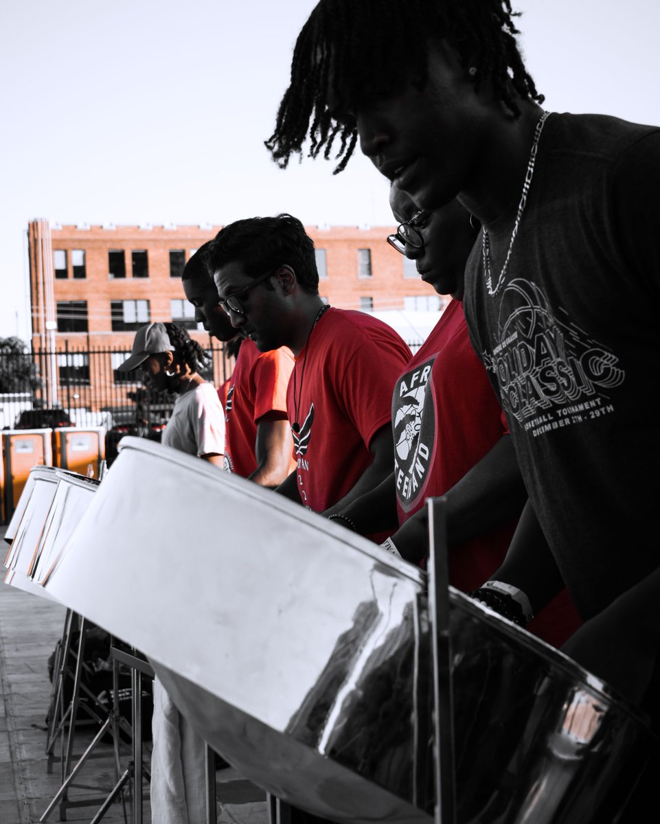 OSA Pan Alive was a night to remember 🤩 We danced to the riddims of the steelpan melodies from talented artists as we paid tribute to late carnival and OSA volunteer Michael “Soca Mike” Phillips. 

#TorontoCarnival2022 #TOCarnival2022 #OnDeRoadAgain