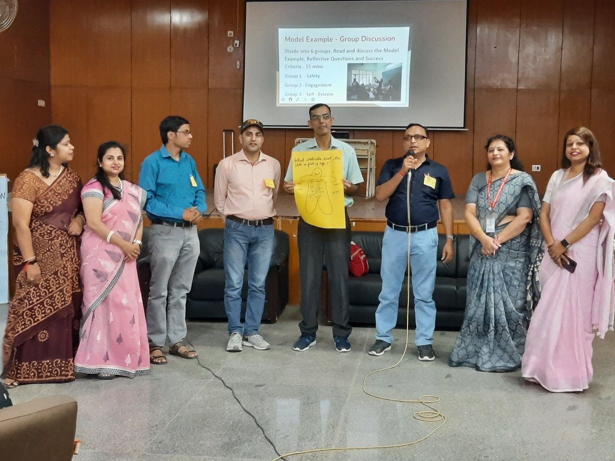 MeenakshiMalha2's tweet image. #CoLearningSession of Teacher Development Coordinators of #DelhiGovtSchools today at SKV Vivek Vihar 

📝Focus Areas #ClassroomObservation should be:
✔️SAFETY 
✔️ENGAGEMENT
✔️SELF-ESTEEM 
Of our #Students

@karkardoomadiet @Dir_Education @PbpandeyB @AmitaSh25774527
@STIReducation