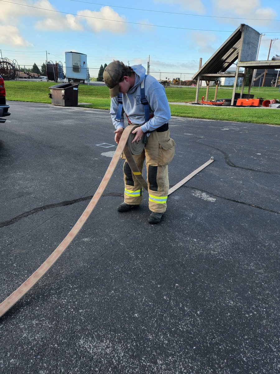 RACCFireEMS's tweet photo. Company 3 students practicing hose rolls. https://t.co/Xl8pwr0q1m