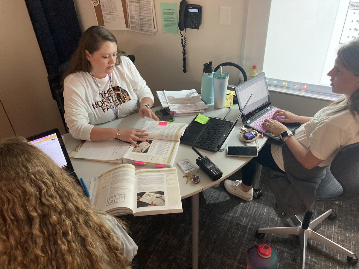 Kascie Blough (@kasciebtheap) on Twitter photo Kinder teachers created small group lessons during planning today! Loving the rally- try it- try it- link structure! <a href="/JenRenfro2/">Jen Renfro</a> <a href="/KFrankson3/">Kim Frankson</a> @AymandaGhousheh <a href="/frazierskinders/">Mrs. Frazier's Class</a> <a href="/brockwaykinder/">Ms. Brockway's Class</a> <a href="/MrsCardell615/">Mary Cardell</a> Kinder teachers created small group lessons during planning today! Loving the rally- try it- try it- link structure! <a href="/JenRenfro2/">Jen Renfro</a> <a href="/KFrankson3/">Kim Frankson</a> @AymandaGhousheh <a href="/frazierskinders/">Mrs. Frazier's Class</a> <a href="/brockwaykinder/">Ms. Brockway's Class</a> <a href="/MrsCardell615/">Mary Cardell</a>