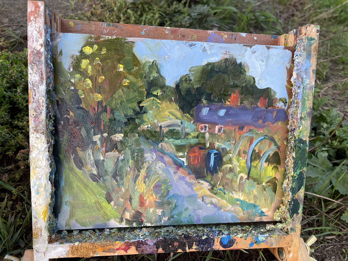 julsart's tweet photo. Just got back from painting the allotments as the sun goes down behind me. #sundown #paintingoftheday #pleinair #oilpainting #chilternhills #dogwalks https://t.co/mHrZcq2CbT