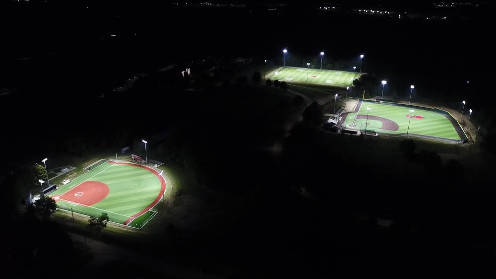 William Jewell showing off the 𝑩𝒊𝒓𝒅'𝒔 𝑬𝒚𝒆 𝑽𝒊𝒆𝒘 👀

#MakeItYours