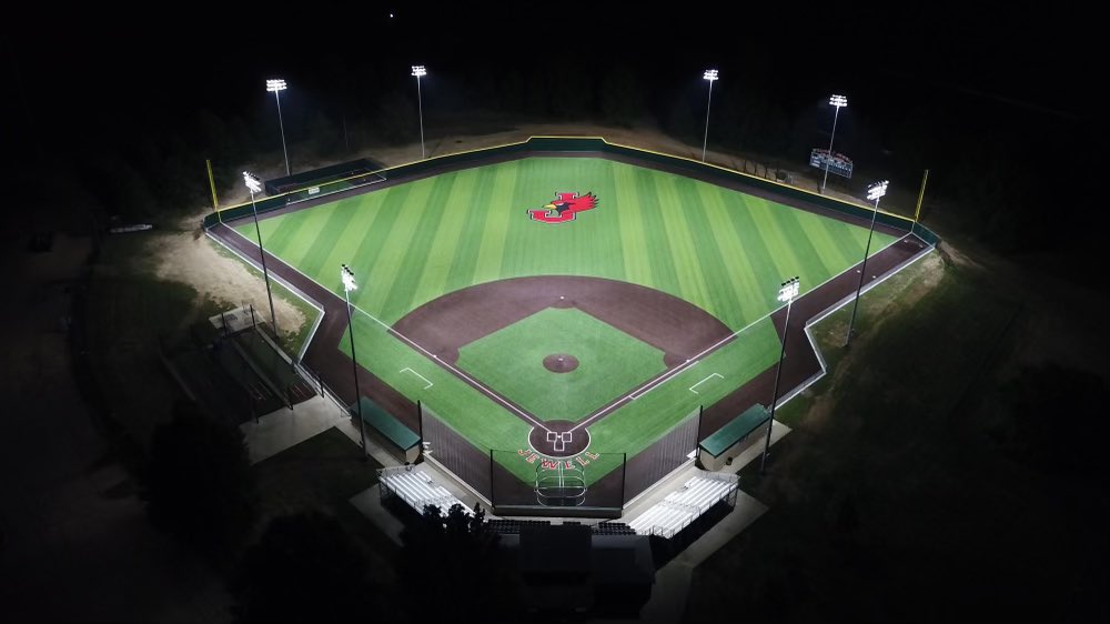 NCAADII's tweet photo. William Jewell showing off the 𝑩𝒊𝒓𝒅'𝒔 𝑬𝒚𝒆 𝑽𝒊𝒆𝒘 👀

#MakeItYours https://t.co/ulJEHB8uhV