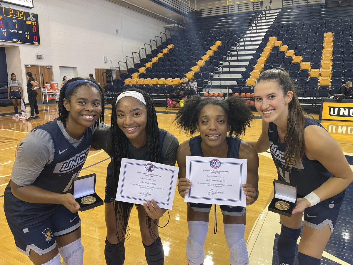 UNCG WBB tweet media