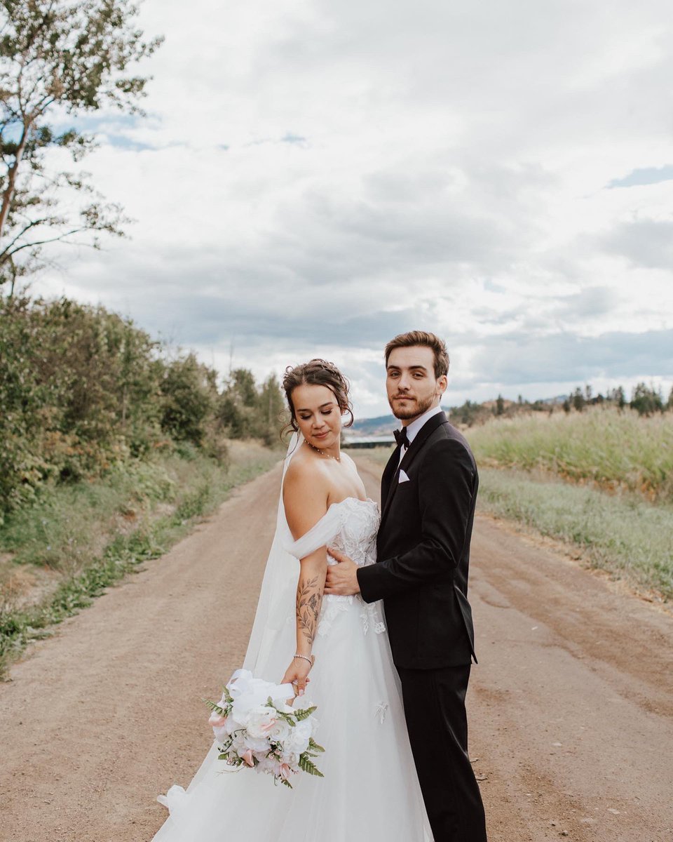 MisoShayy's tweet photo. That just married feeling 🥹 https://t.co/weeqZ16KER