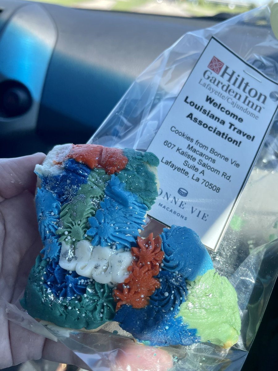 LauraCating's tweet photo. Shout out to @LBACareers for the special @latravelassoc-themed treat for the drive home from @LafayetteTravel! Always incredible hospitality at the Hilton Garden Inn Lafayette. https://t.co/3YUGVI3Egc
