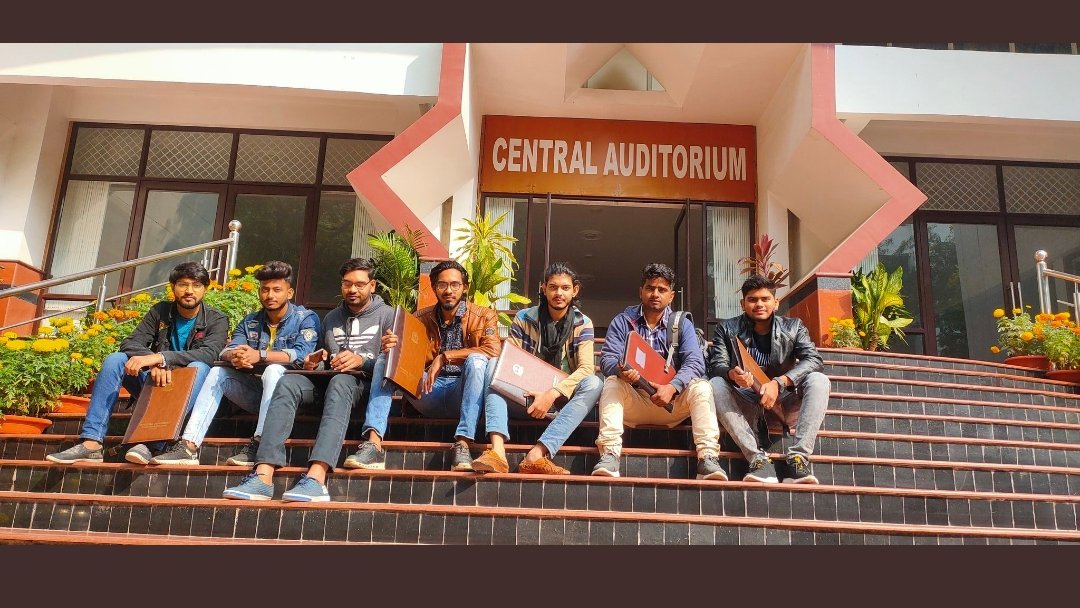 Zafar_jamia's tweet photo. Khud ko barbaad kaise 
 karliya Garv se kaho...

 Engineering karke...♥️✨

#Engineer's_Day💚 https://t.co/xdzJTNAlRH