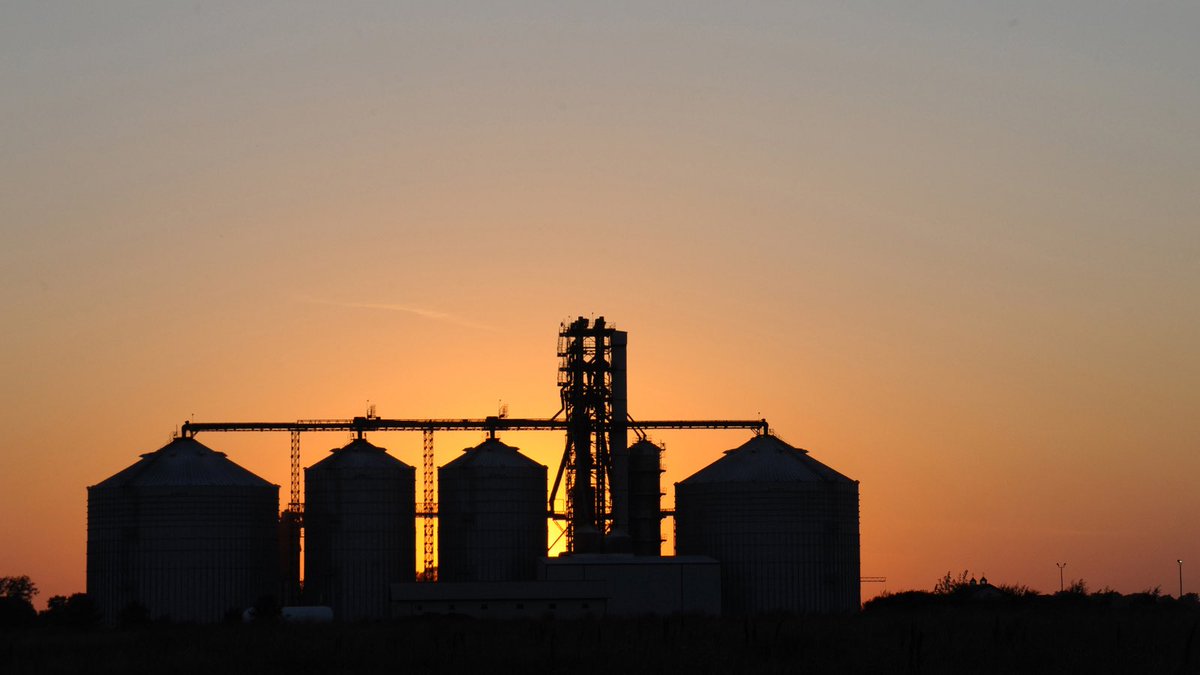 Today we announced intentions to return $1 billion in cash patronage and equity redemption to our farmer-owners in 2023. It would be the largest annual distribution to owners in CHS history. bit.ly/3ePACxd