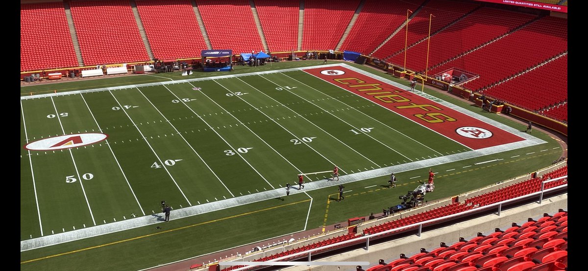 Travis Hogan tweet media