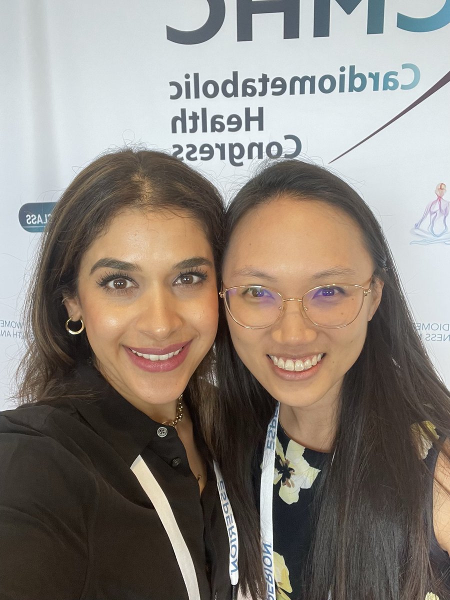 The universe works in interesting ways (or maybe it is #MercuryRetrograde lol) @thekatyang and I met as #medstudents #presenters @ACPinternists #ACP2018 and here we are four years later “meeting” again @CMHC_CME #CMHCWomensMC 👯‍♀️🫀#wic #MedTwitter #cardiotwitter