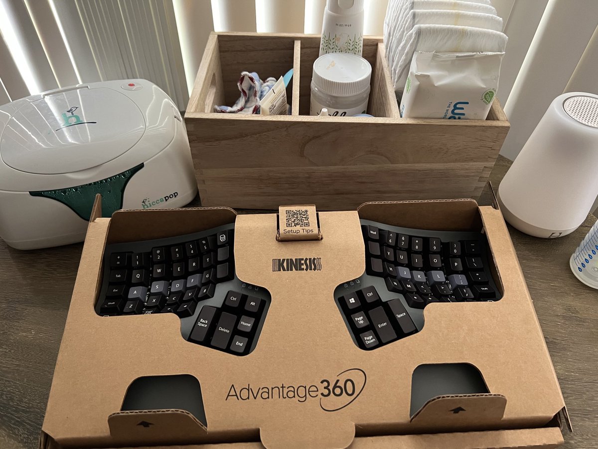 leonnoel's tweet photo. Finally ready to show off the newest member of the family! 

These past 9 months really flew by! 

Thank you ⁦@kinesisergo⁩! https://t.co/Rd57AkOGt8