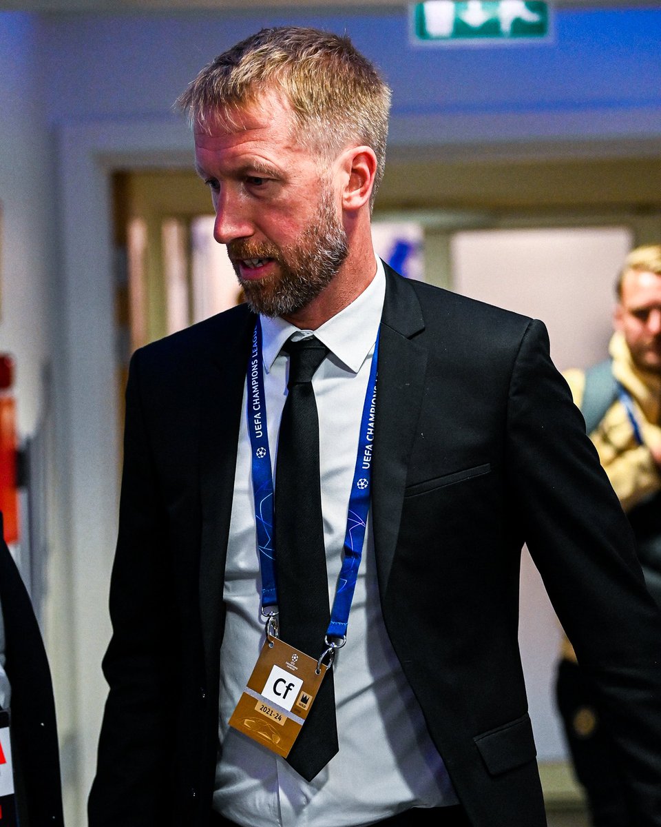 PicFootballl's tweet photo. Graham Potter 
#CFC #UCL https://t.co/TxEcMUA7x7