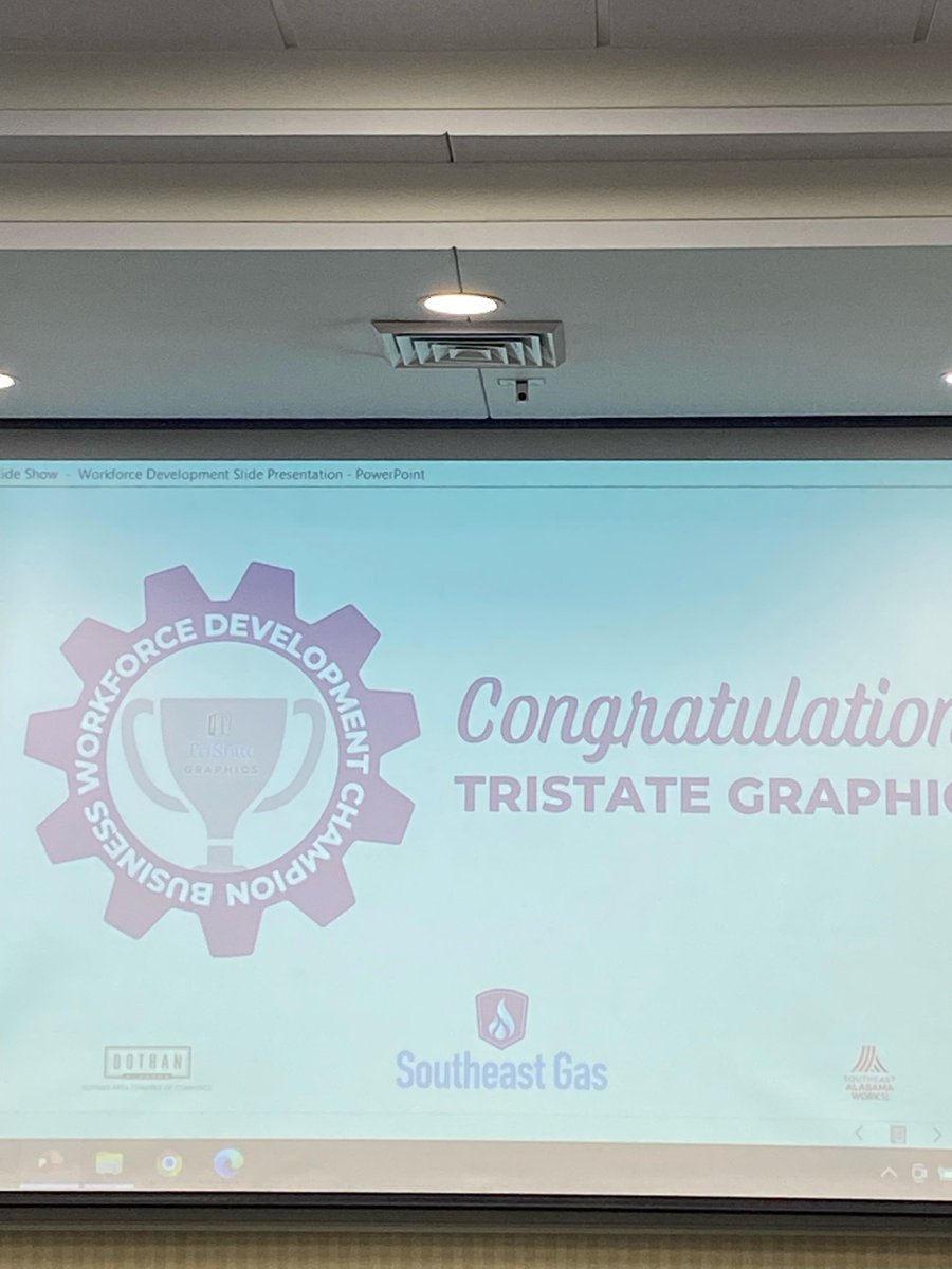 PRemployer's tweet image. Join us in congratulating Chris Suddarth, owner of Tristate Graphics, on his award today! 

#partnerwithexperts