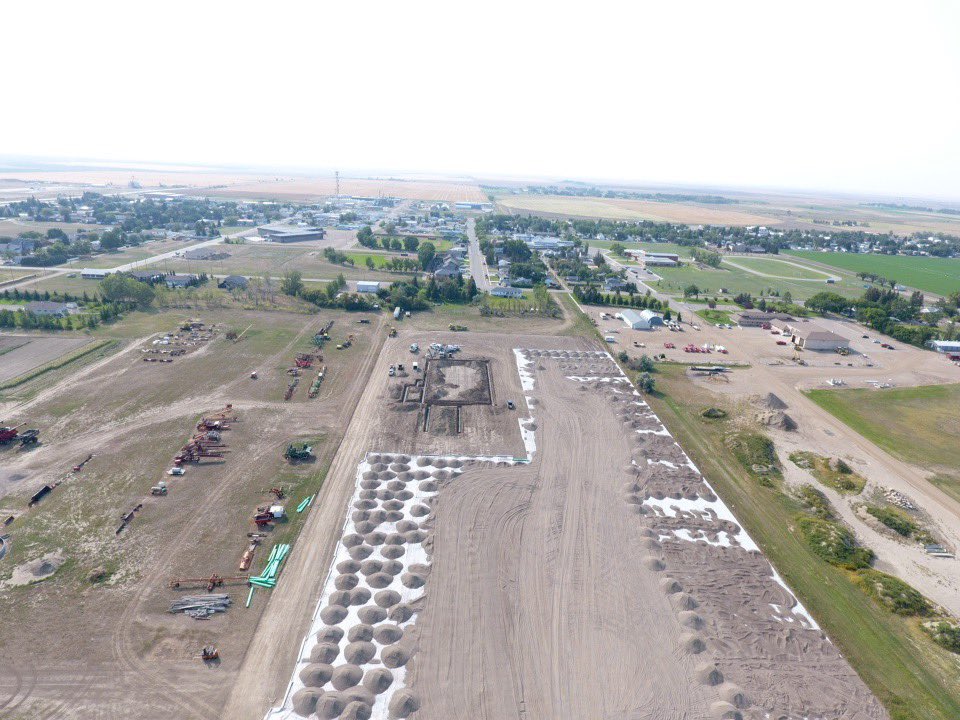 PNW_Lumber's tweet photo. Progress has been fast and furious on our new manufacturing facility in Vauxhall, Alberta.  We are looking forward to supplying lumber, pallets, pallet components, dunnage, survey stake  as well as other custom lumber products to the North American market.  #lumber #pallets https://t.co/Dm4m2qAB1U