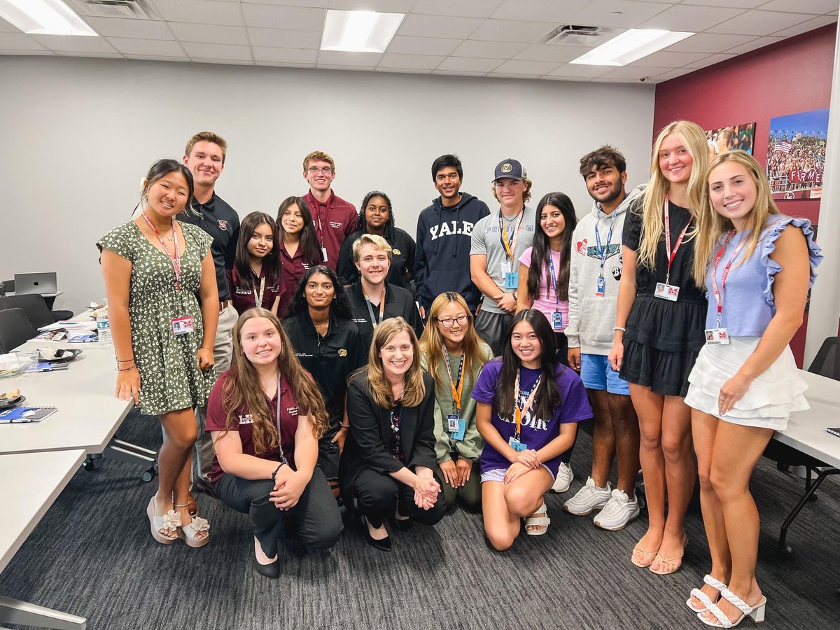 Lori Rapp tweet media