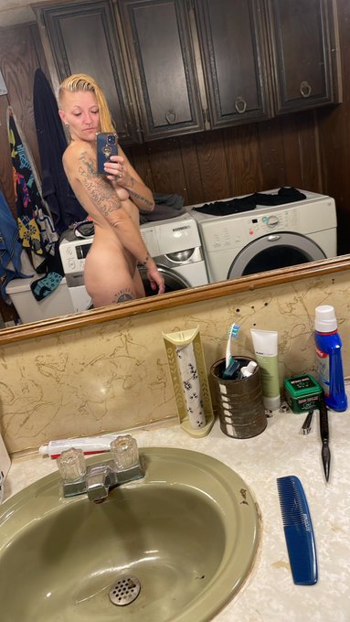 A woman of many talents. Her of is free. Cum and find her. Live cam model thru pornhub. I&rsquo;ll drop the<a href="/tag/newprofilepic"class="tags"><span>#newprofilepic</span></a>