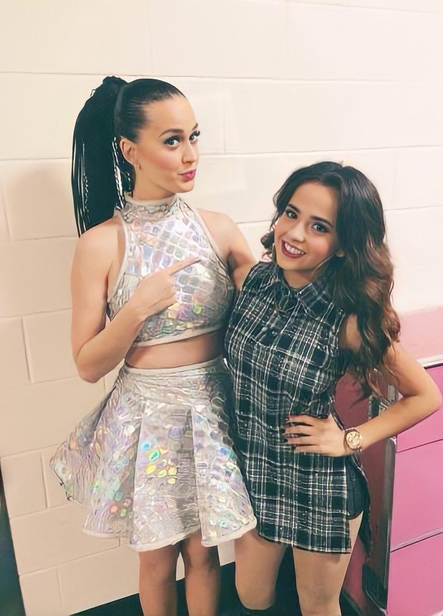 KatyPerryTourr's tweet photo. @portalkatyperry La telonera del #TPWT EN México https://t.co/eMmFiVlbgJ