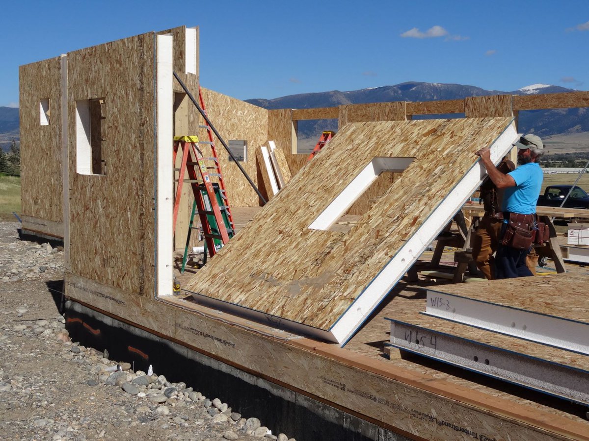 SIPAtweets's tweet photo. Don't miss out on @NAHBhome's Building Systems Housing Summit next week. SIPA will be joined by Housing 2.0 author Sam Rashkin to discuss the future in offsite construction.

#panelizedconstruction #switchtoSIPs #buildabetterworld 
https://t.co/L7VfjYsE0l https://t.co/OJkVI4ONQ6