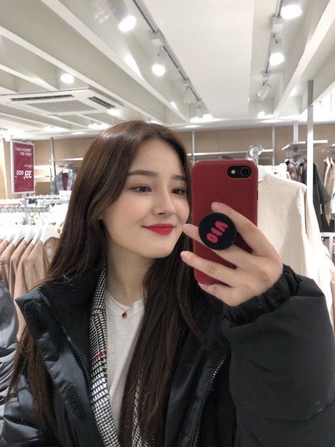 nancymacdoniee's tweet photo. 🍒🍒 https://t.co/7BSdXsRzN5