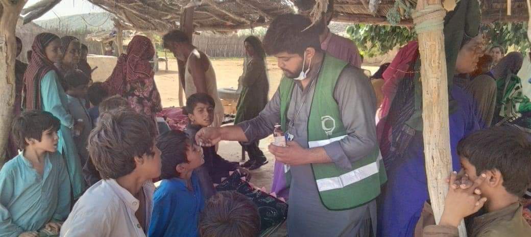 GiyanEssarani's tweet photo. On the directives of Minister Minorities Affairs #GiyanChandEssarani, PPHI Jamshoro organized a #MedicalCamp at #PeerBuxPalari #UCDhamach, #ThanoBulaKhan. @BBhuttoZardari @MediaCellPPP @presscmsindh @MuradAliShahPPP https://t.co/SmVrxBYDsu