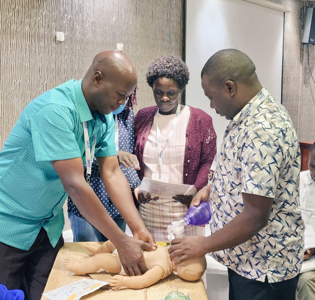 JayngigeM's tweet photo. As the #SAFEPaedsCleft training comes to a close, we appreciate @Smiletrain,@wfsaorg,faculty, participants &amp; all involved in its development &amp; planning. @joskar- excellent logistical coordination! Together we do more, we do better, we go farther #paeds #anesthesia #cleft #safety https://t.co/EXQiOPoFsr