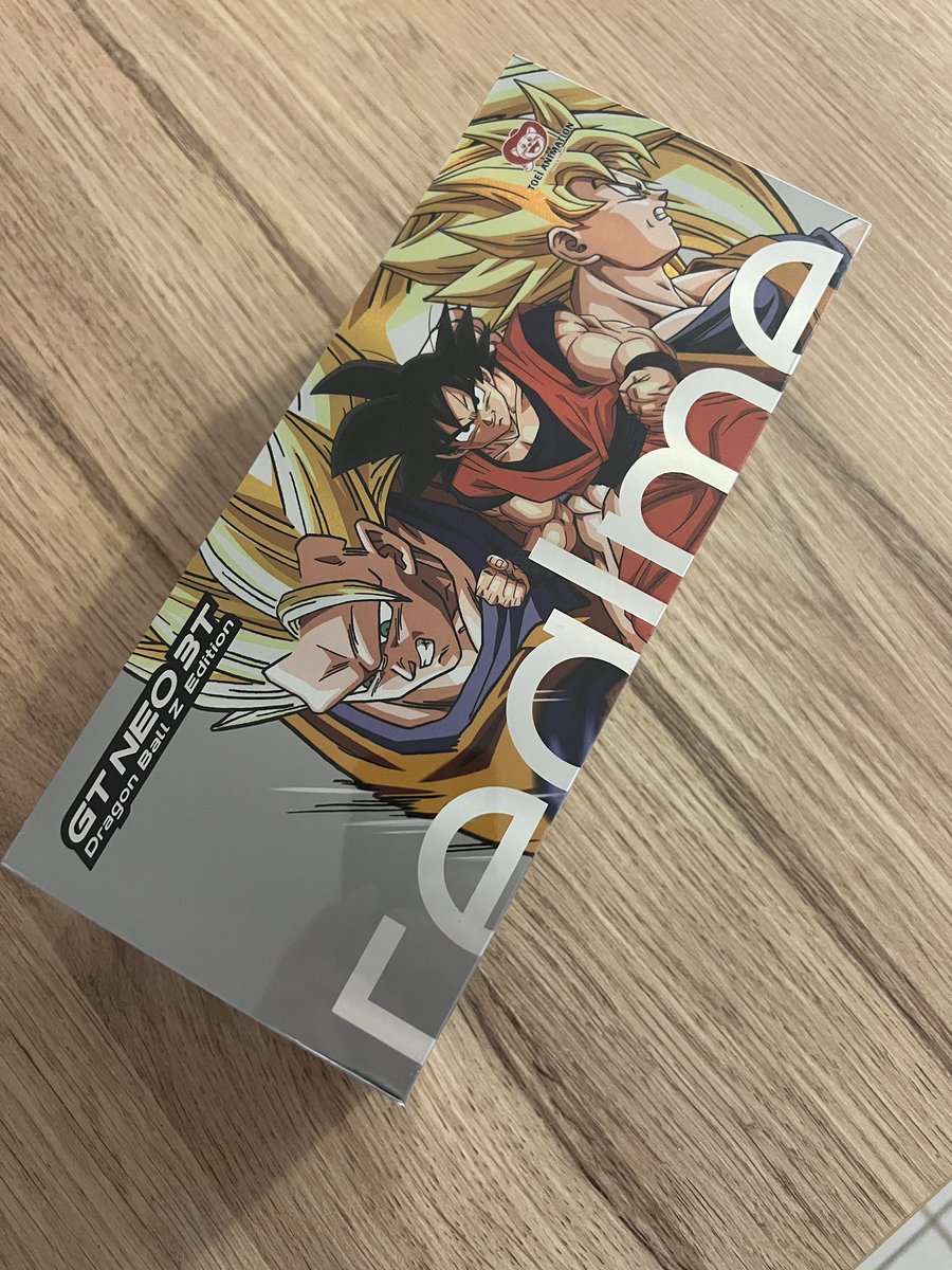 GohanBlog's tweet photo. Regardez la dinguerie qui débarque à la maison 😍🔥 #teamdbz #dbz #realmeGTNeo3T https://t.co/SG8u5fK3Nc
