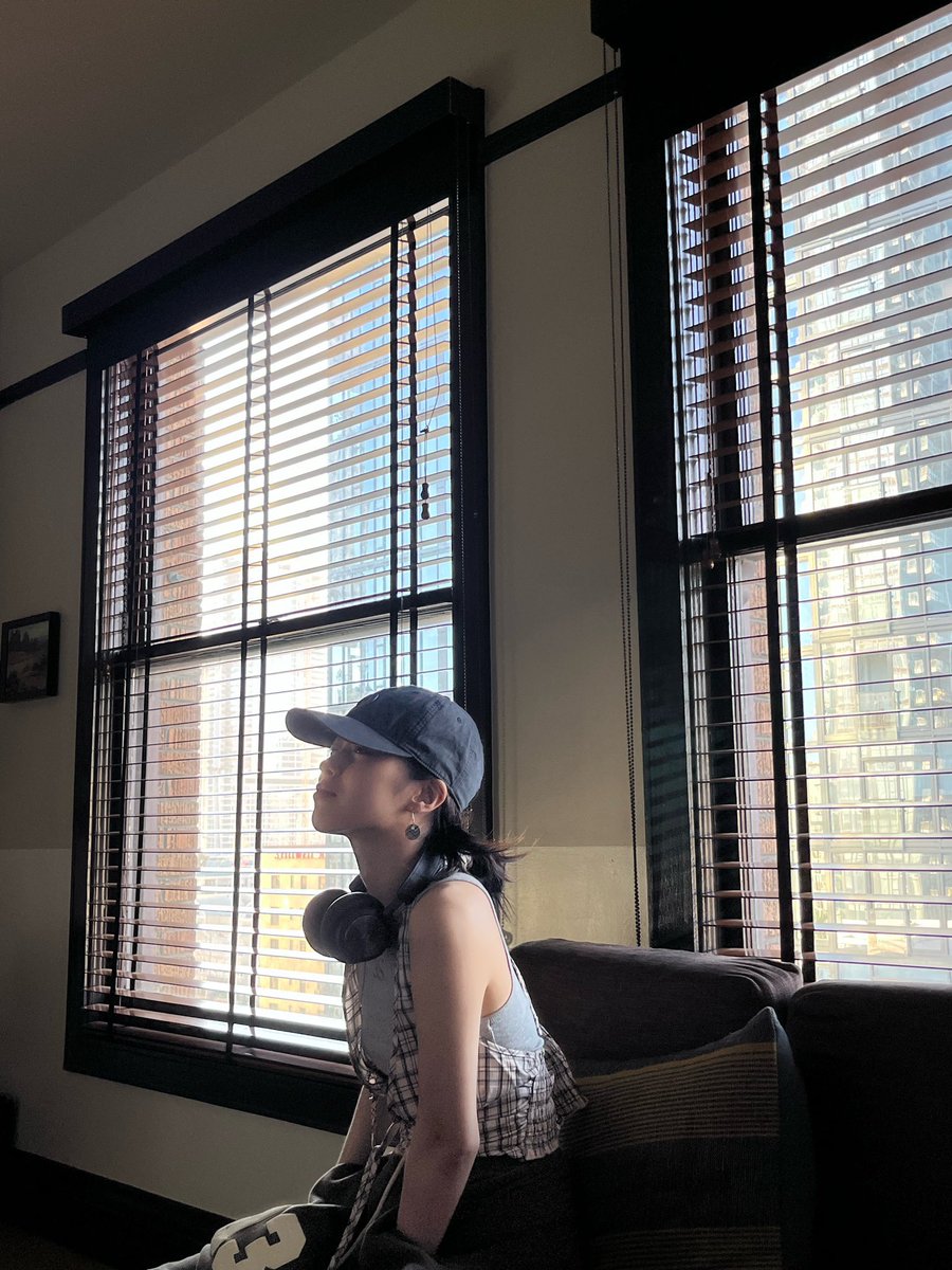 itsryujinnz's tweet photo. [1:39PM KST] 🐱💭 https://t.co/WFqz1hNZdS