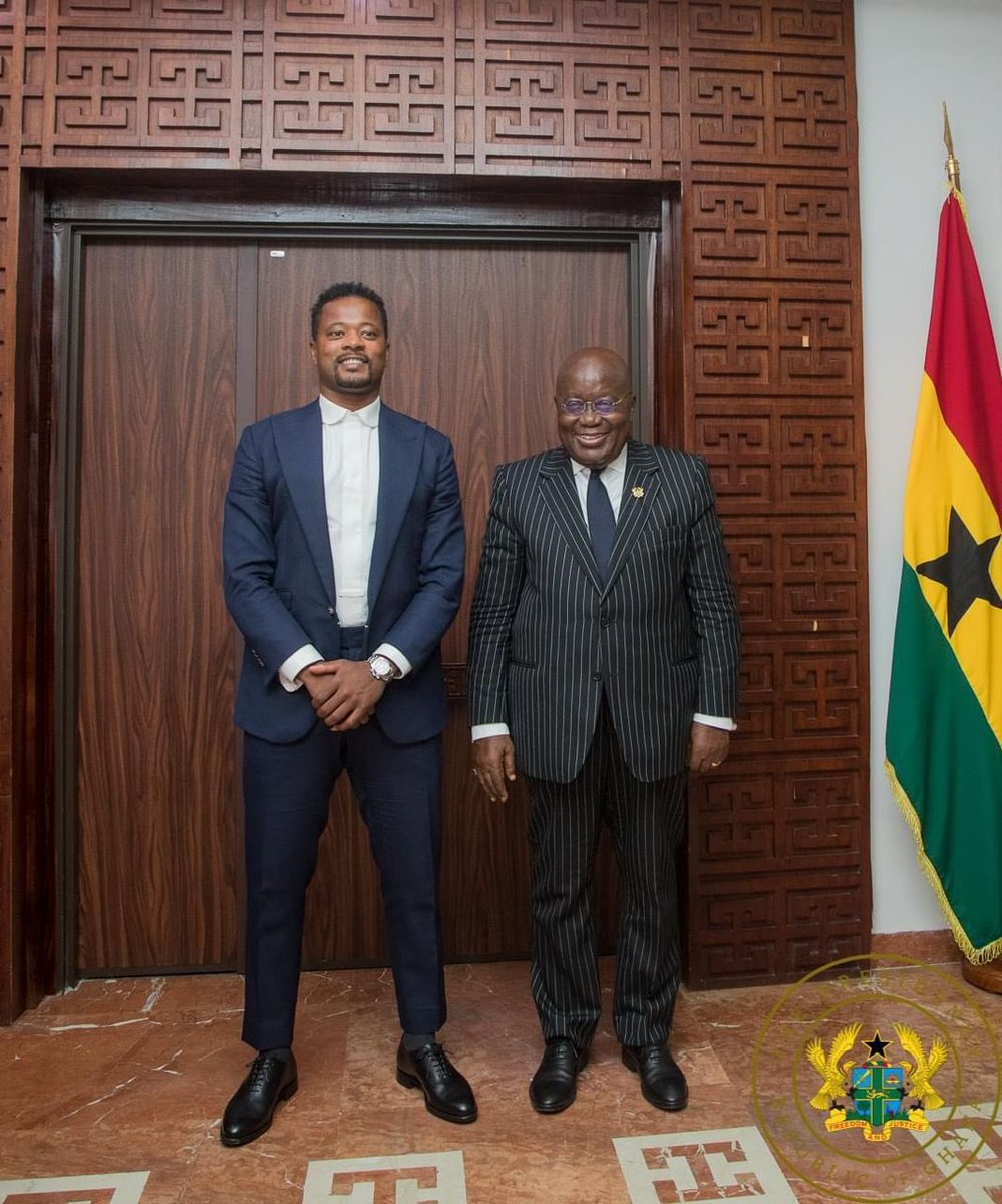 Evra's tweet photo. What an honour your Excellency!🇬🇭
@NAkufoAddo 

#ilovethisgame #Ghana #positve4evra https://t.co/TYiDHy3COo