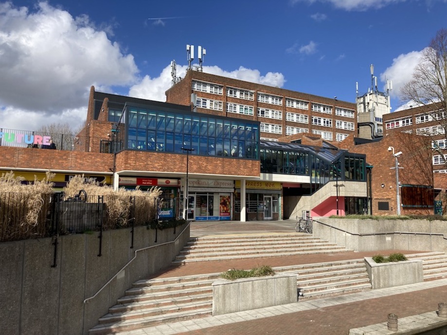 FeelGoodCoop's tweet photo. Pamper &amp; Feel Good Day - The Venue:

The Mooring Sociable Club; the venue was re-opened this year with new-look - roof terraces, a large hall, training room, shared workspace &amp; IT suite, and a community café, run by Back-a-Yard Grill. 

#thamesmead #pamperandfeelgoodday https://t.co/eFJm6mrm0G