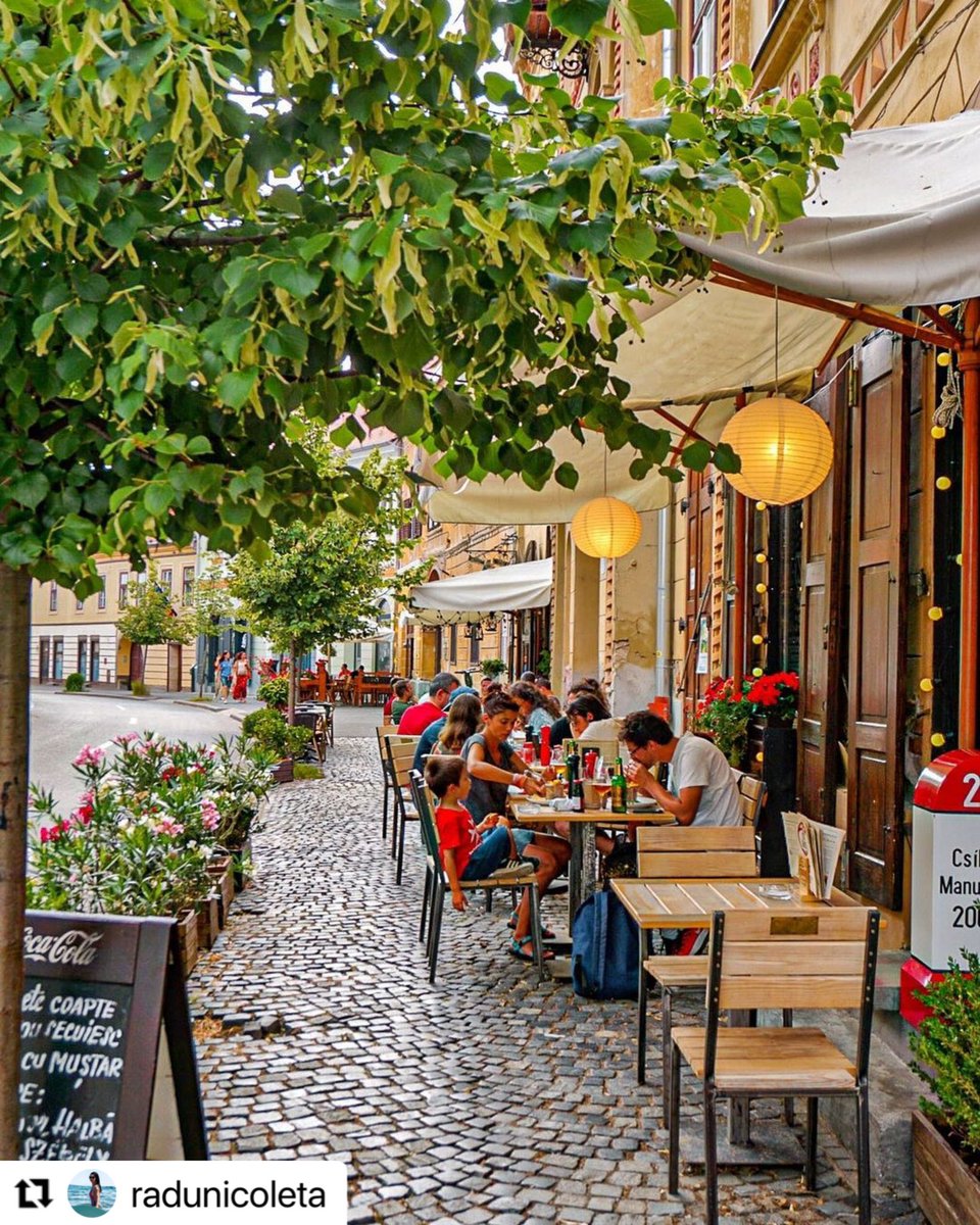 Eating out in Sibiu
Photo by Radu Nicoleta
#Romania