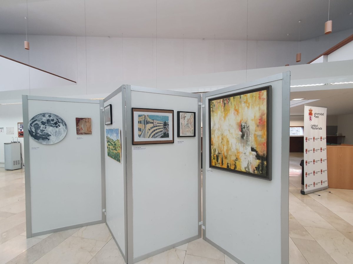 Unileon_ponfe's tweet photo. 🎨 El Campus de Ponferrada de @unileon ha inaugurado en la biblioteca la exposición de cuadros del concurso de pintura y dibujo organizado con motivo de su XXV aniversario. El certamen ha servido para poner en valor la gran implicación y el talento de los participantes. https://t.co/x9R1cLR6Ep