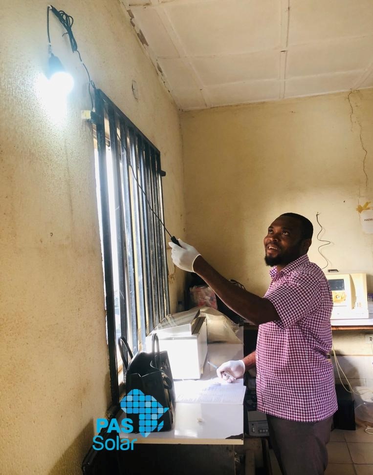 PAS_SOLAR's tweet photo. Yes! Thomas David hospital Abuja has gone solar😍 now, they get to save up to 50% on their electricity bills through our Mini solar system.
Don't have a huge budget? say no more!
Talk to us about your energy needs on 09087482434
#PAS_solar #EnjoyLightNoWahala💡#FeelTheImpact https://t.co/fBmWSGX3dm