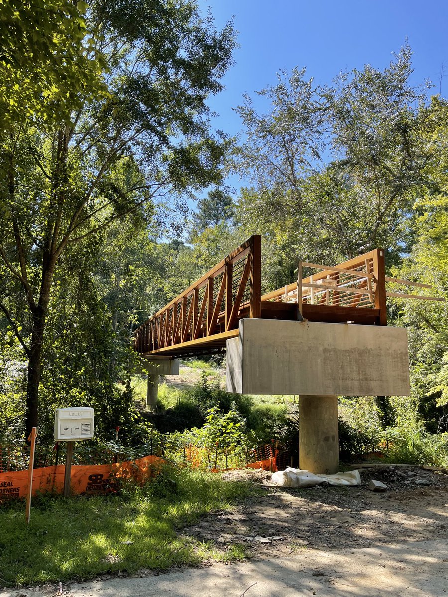 mkennon21's tweet photo. So excited to see progress on West Crabtree Creek Greenway Trail.  Can’t wait to take a bike ride across this beauty. ⁦@raleighparks⁩ https://t.co/2fRFKJyqzU