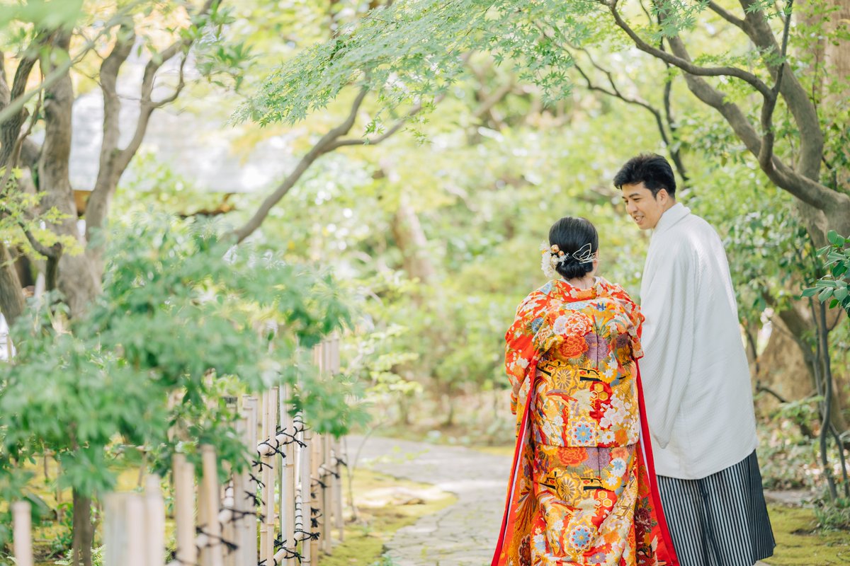 DimWryon's tweet photo. owo)　結婚式の前撮りの写真が届きましたー！せっかくなので皆様にもちょっとだけお披露目です！アルファベットオブジェも手作り、クチートとフワンテもオシャレさせました！この子達は結婚&amp;披露宴会場にも、ある形で参列してくれます！お楽しみにー！！

#ポケモンウェディング
#PokemonWedding https://t.co/jPDByKYKVi