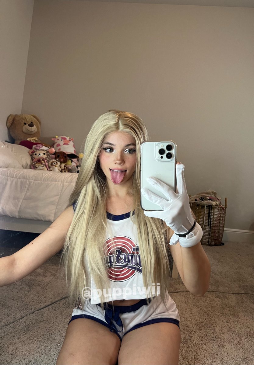 doll??? on the court… https://t.co/iuvNSEGMYL