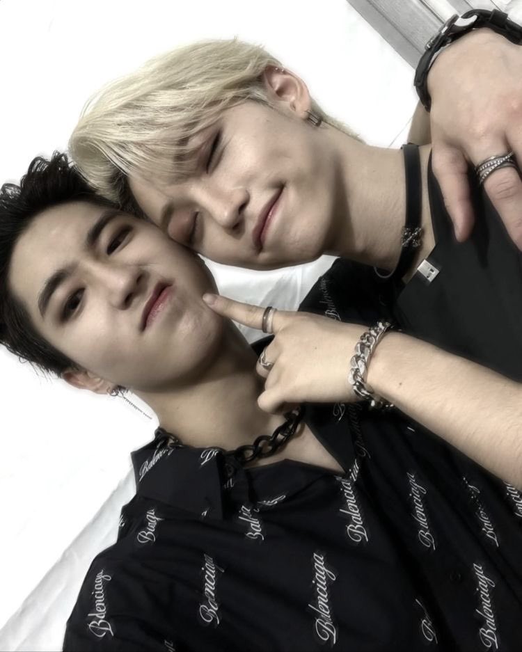 Hanjiisiimp's tweet photo. @hyunsungcart OUR COSMIC DANCER FELIX
#스물셋_나의햇살_필릭스
#OurBrightSunFelixDay
#HappyFelixDay https://t.co/sP7yy5vcPw