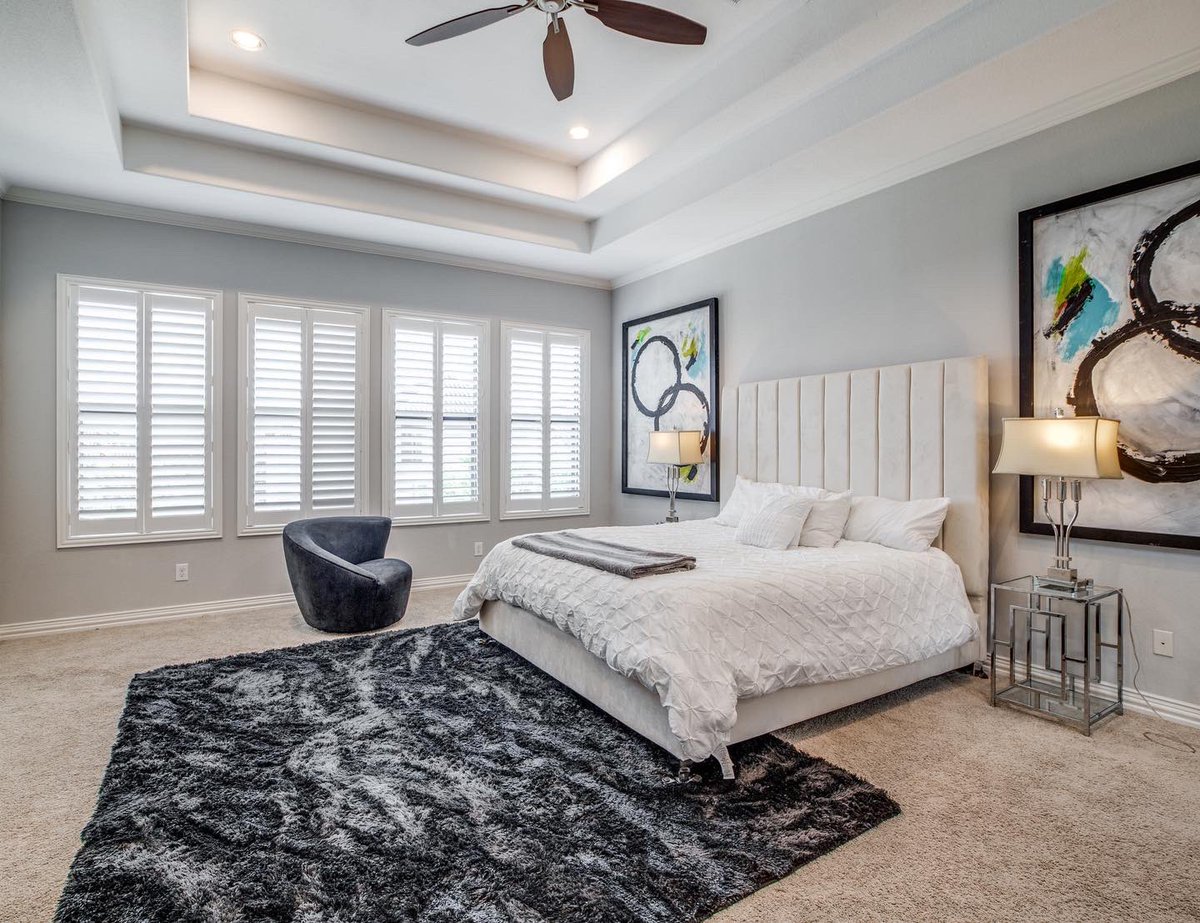 kimdvngle's tweet photo. 4br/3.5ba for lease in Bellaire! Fully furnished for $3,600/mo. DM me if interested 🙌🏽 https://t.co/dS3Aa6gbLy