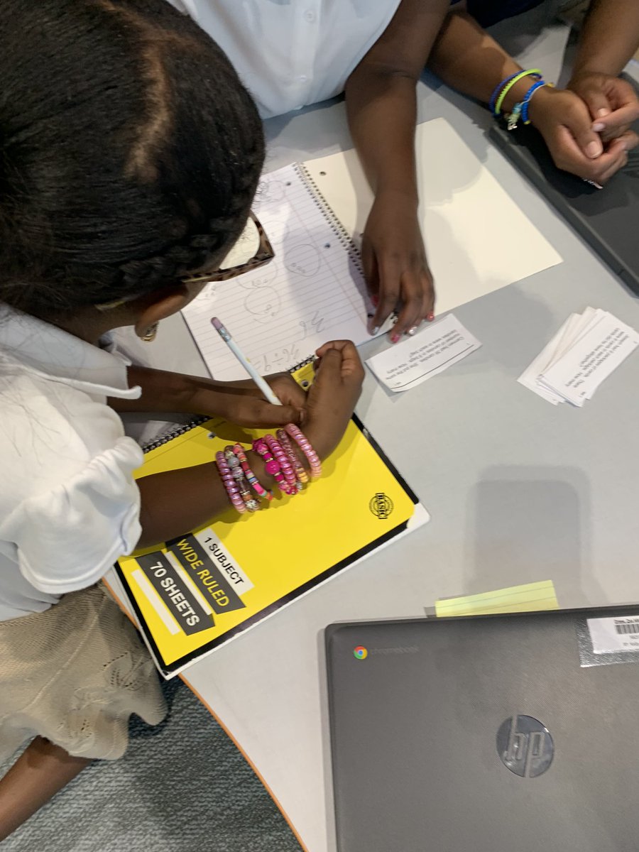 504bayou's tweet image. Ss using coding w/the reboots-work the math problems then code the bee bots to the correct answer fun!!! @LandryLonghorns @CFBISD #cfbproud