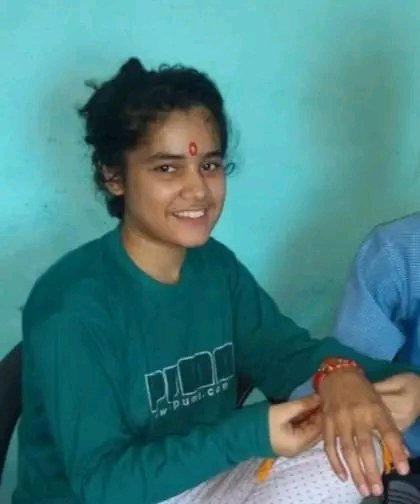 askbhupi's tweet photo. नाम भावना, भानु उम्र 16 वर्ष
कक्षा 12 में राजकीय इंटर कॉलेज नारायण नगर कुसुम खेडा ह���्द्वानी में पढ़ती है।
14 सितंबर सबेरे 7 बजे से हल्द्वानी ऊँचापुल से गायब है,
किसी प्रकार की जानकारी पर सूचित करें
9411325818/7906391199/9458340185/9870684781
@nainitalpolice_
#missingaleart https://t.co/Ucan9OmDi9