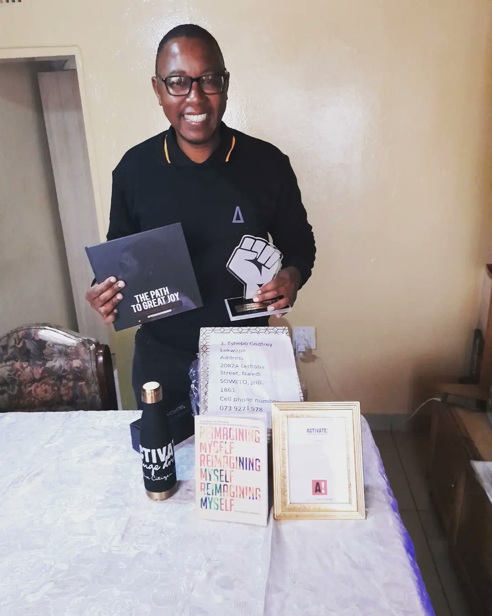 King_Mazola's tweet photo. We thank @ActivateZA for recognising the work we do as @Thezi_Sessions , & honouring us with the A! Active Citizens Awards.
The quest to create the kind of men Mzansi needs continues
#SYMU ❤💚🖤🧡
#ActivateChangeDrivers
#ActivateDecade
#ActivateTurns10
#SowetoYoungMenUnited https://t.co/2kds7G6FOs