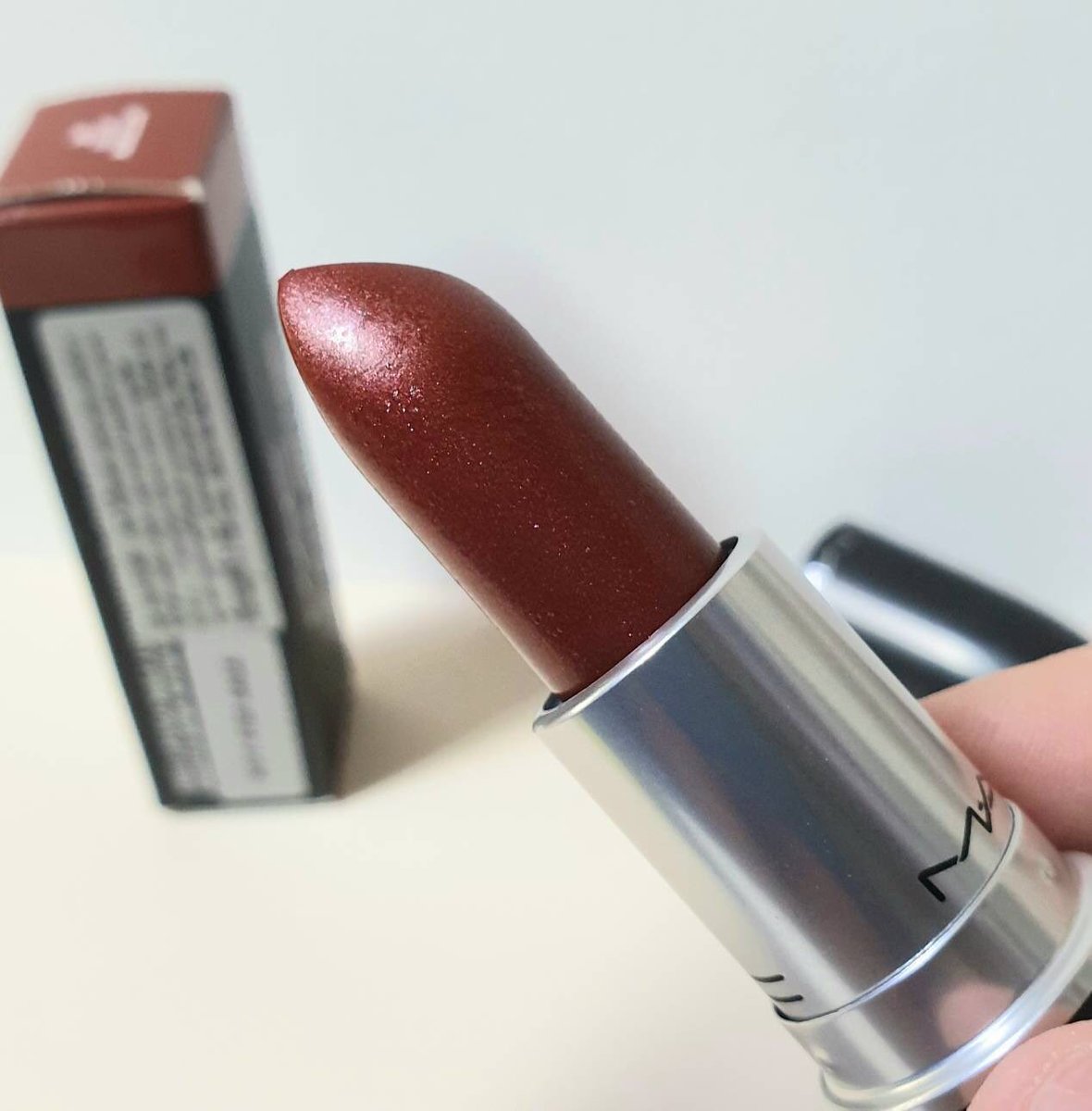 browndiary96's tweet photo. #brownupdate #พร้อมส่ง
♥︎#brownpro MAC ♥︎ วันที่ 14 - 22/09/22
♥︎ MAC ♥︎ FROST LIPSTICK
♡ 309 FRESH MOROCCAN
♡ ของแท้100% เช็คหน้าเคาน์เตอร์ได้เลยค่ะ #ของมันต้องมี
❥ 890฿ ลดเหลือ 499฿ ✨🤩
#HowtoPerfect #ใช้ดีบอกต่อ #เครื่องสําอาง #ลิป https://t.co/LQlxvd0Gst