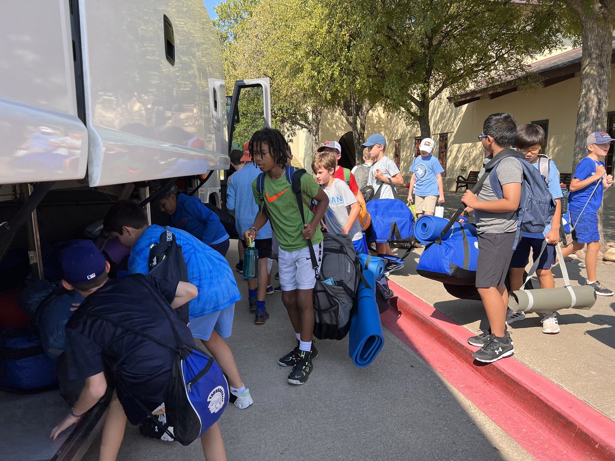 After an honorary clap-out at the end of the MS Assembly, the 5th graders are on their way to their TOE trip!! <a href="/TVSTOE/">TVSTOE</a> <a href="/TVS_Trojans/">Trinity Valley School</a>