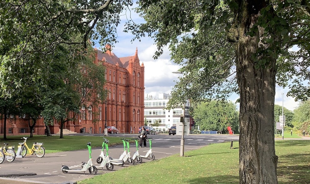Join us for report launch on #e-scooters 🛴🛴 in #GreaterManchester. 

2 years after the start of  e-scooter share scheme in #Salford, what have we learned? Come and find out (in person or online).
 <a href="/OfficialTfGM/">Bee Network</a> <a href="/limebike/">Lime</a>
🗓 2pm 11th Octr
Register: eventbrite.com/e/e-scooters-i…