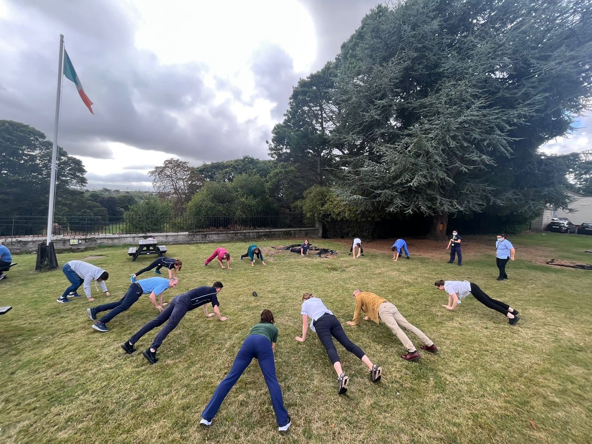 _ISCP_'s tweet photo. #TBT A great day at St. Mary’s Hospital, Phoenix Park for #WorldPTDay 
They had a group outdoor HIIT class, a stand-sit challenge and a quiz on #OA   Well done all! 

#ChooseChartered
#AskThePhysio
#osteoarthritis https://t.co/ML64HojmHC