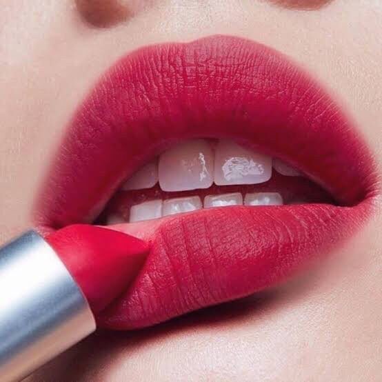 browndiary96's tweet photo. #brownupdate #พร้อมส่ง
♥︎#brownpro MAC ♥︎ วันที่ 14 - 22/09/22
♥︎ MAC ♥︎ POWDER KISS LIPSTICK
♡ 306 SHOCKING REVELATION
♡ ของแท้100% เช็คหน้าเคาน์เตอร์ได้เลยค่ะ #ของมันต้องมี
❥ 890฿ ลดเหลือ 499฿ ✨🤩
#HowtoPerfect #ใช้ดีบอกต่อ #เครื่องสําอาง #ลิป https://t.co/nOZi38w6b3