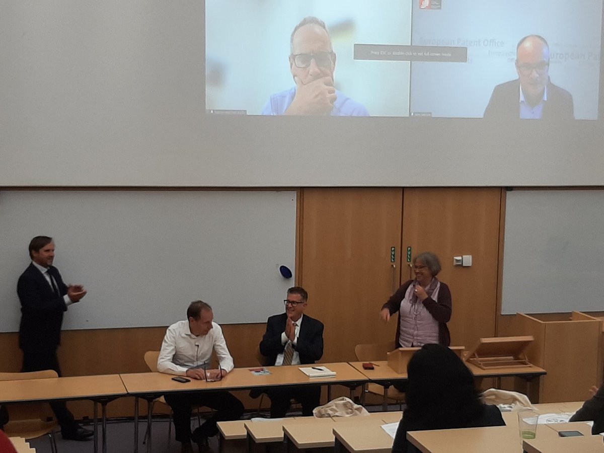 kingofthebongo's tweet photo. And we're off! Roundtable of IP office chief economists chaired by Reinhilde Veugelers #epip2022 https://t.co/J0ea2nfjSc