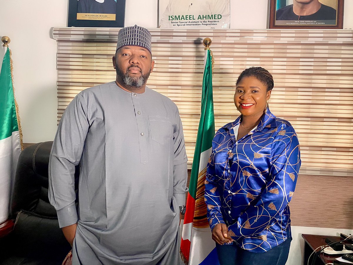 Yemi__Ajayi's tweet photo. Had a profound conversation with @IsmaeelAhmedB one of the astute leaders in APC concerning @officialABAT ‘s general acceptance in the north.
You wouldn’t want to miss this Episode. Thanks to @gbengasaka for your support. 
#StayTuned 

@ABATMediaCentre 

#batspace https://t.co/CYqjPpLqeS