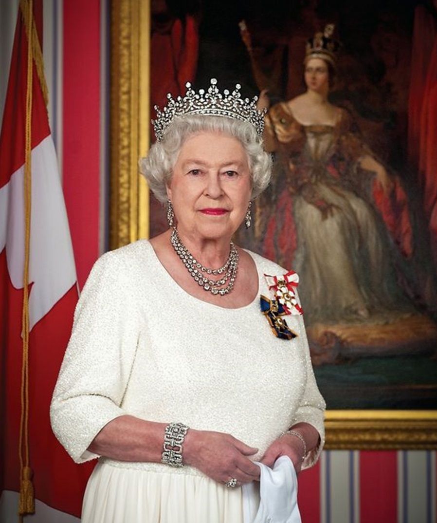 PGLegion's tweet photo. We will be holding a brief wreath laying ceremony at the Cenotaph on Monday, September 19 starting at 10:45 am to commemorate the passing of Queen Elizabeth II. All are welcome to attend to pay their respects. #MyLegion #CityOfPG #PrinceGeorgeBC https://t.co/0fLKOTzQNF