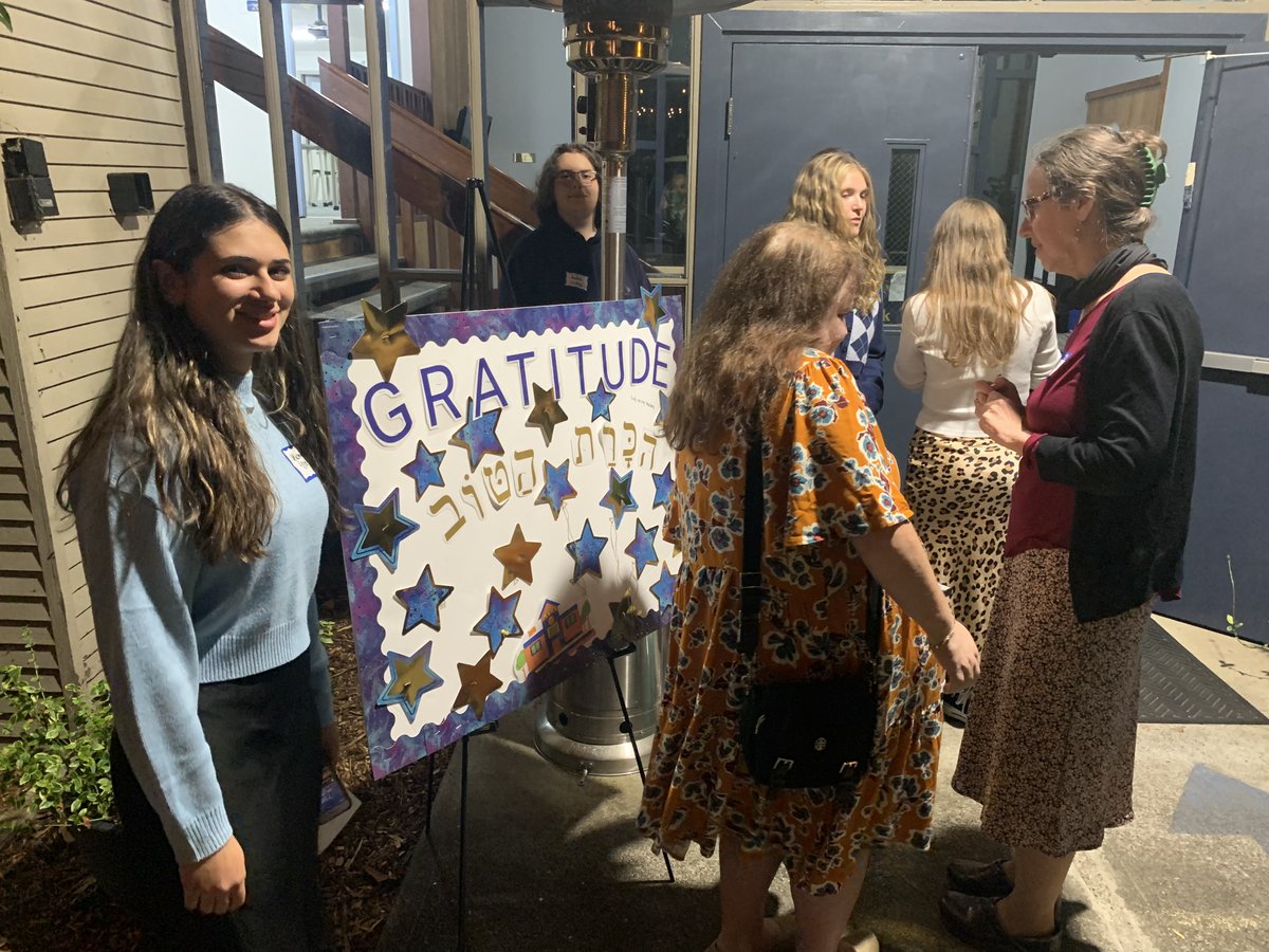 nyhsseattle's tweet photo. Back to School Night-sharing how we cultivate authentic student agency and deep interdisciplinary learning.  These are just two ingredients that makes our high school so special.  @dynamicdayschools @SamisFoundation @PrizmahCJDS @hgse @NWAISconnect https://t.co/dtD7QO1DrE